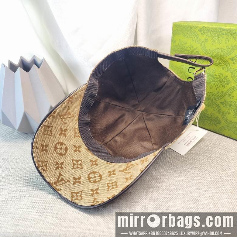 Replica LV Cap dxn01