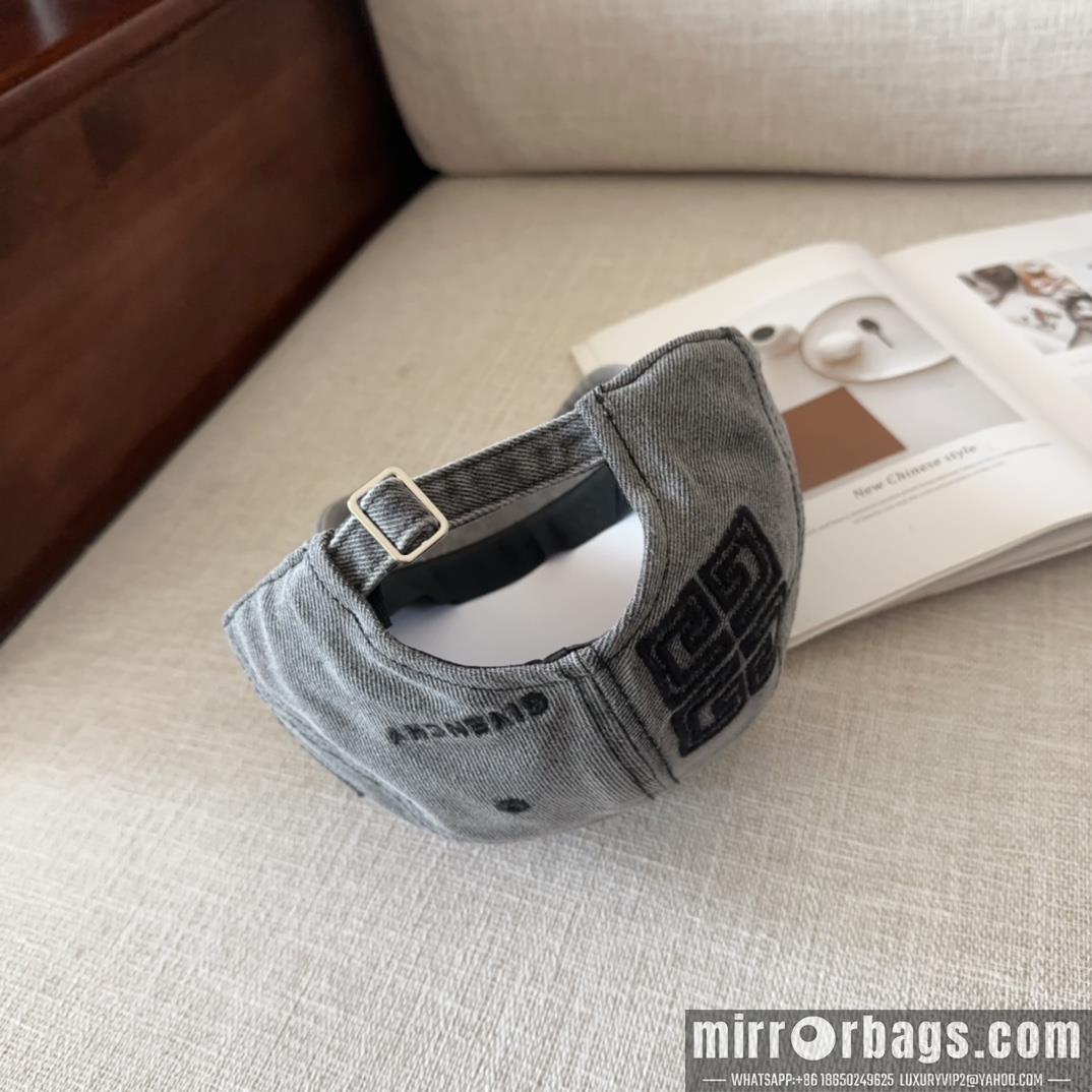 Replica Givenchy Hat dx07