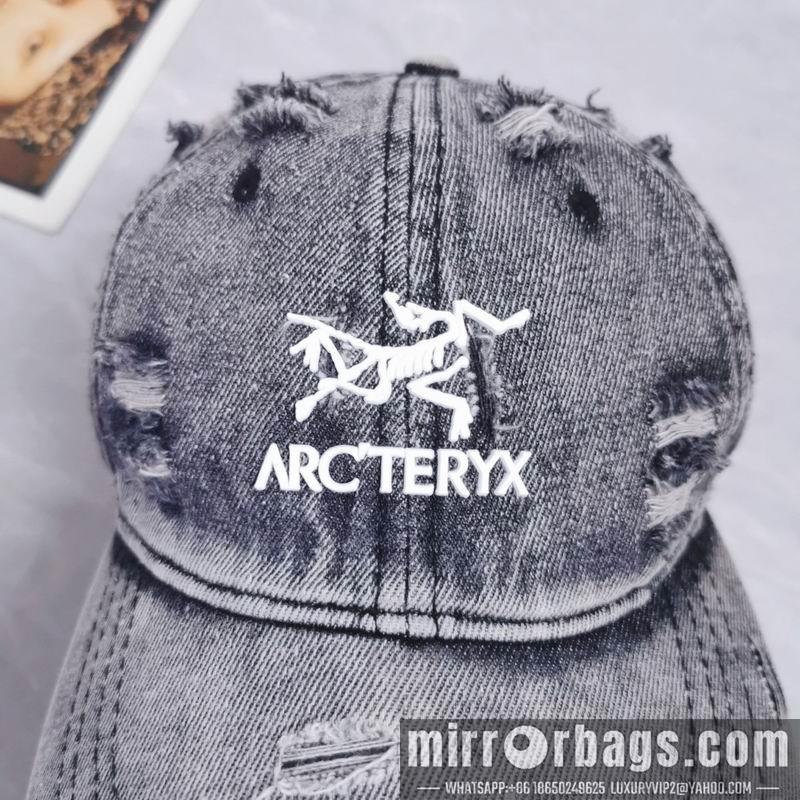 Replica Arcteryx cap dx03