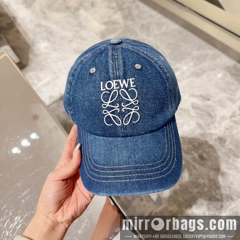 Replica Loewe cap 041701