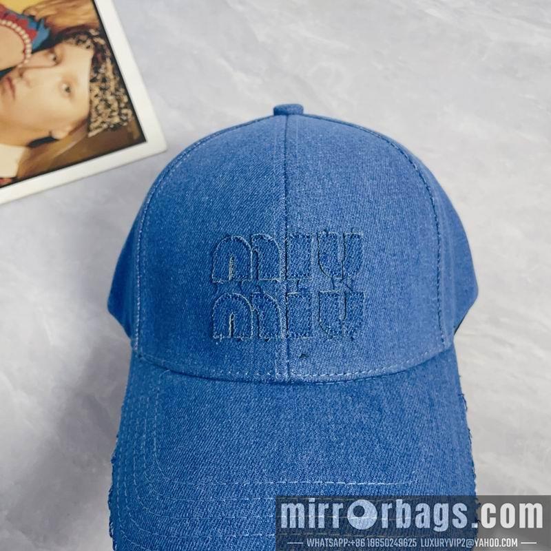 Replica Miumiu cap dx38