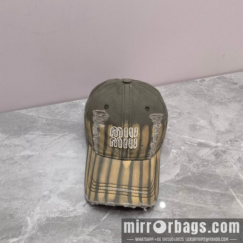 Replica Miumiu cap dx08