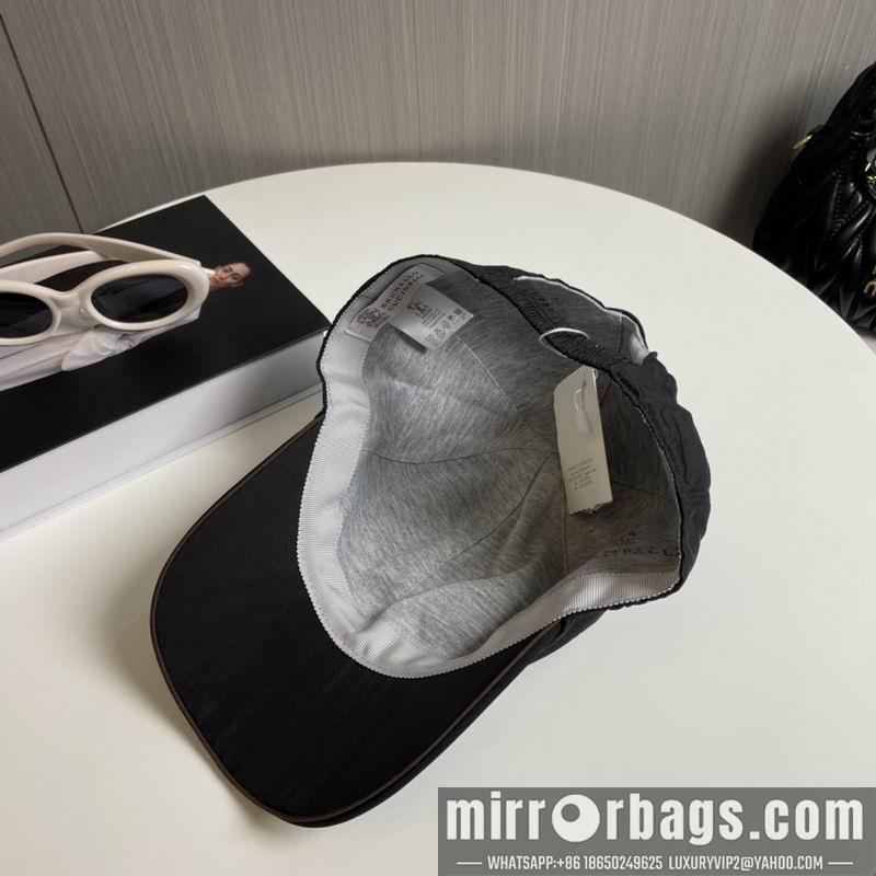 Replica BruneIIo CucineIIi cap 050707