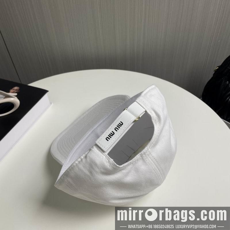 Replica Miumiu cap dx65