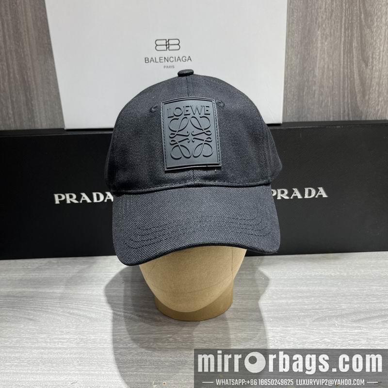 Replica Loewe cap hm08