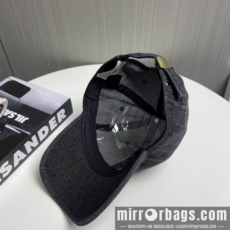 Replica Celine Cap dx40