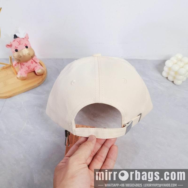 Replica Miumiu Hat dx02