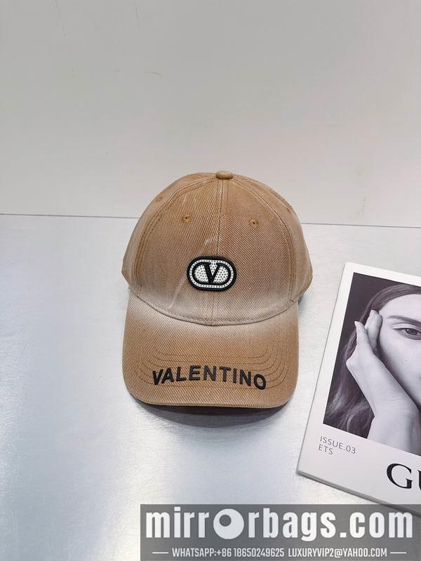 Replica Valentino Hat dx01