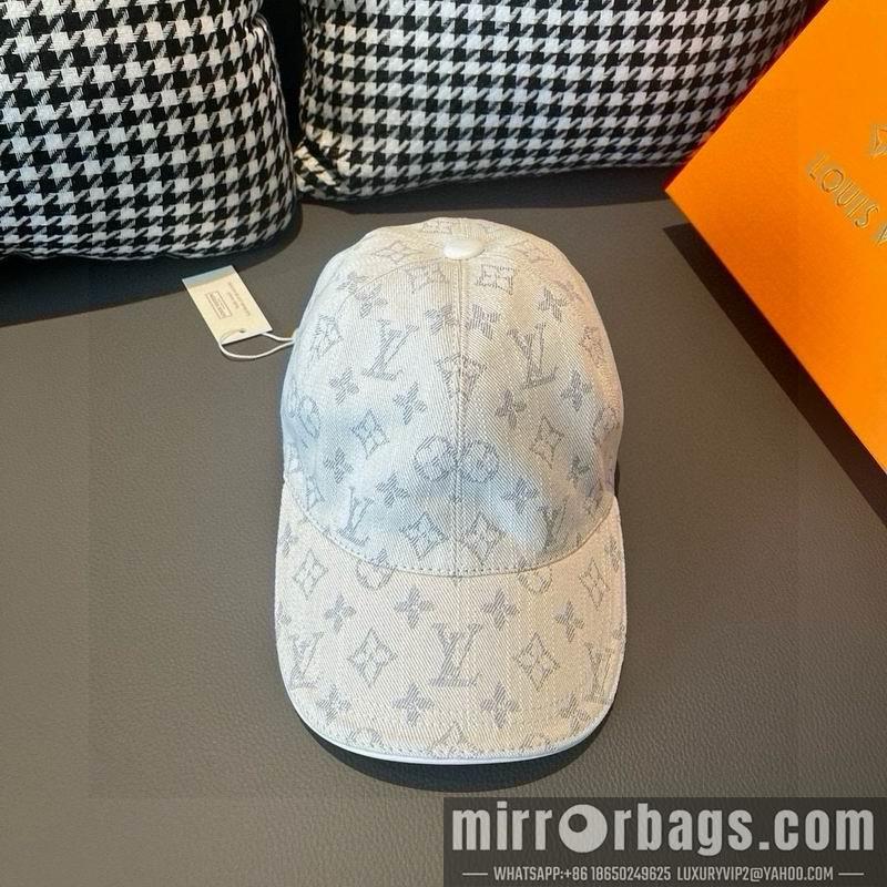 Replica LV cap dx01