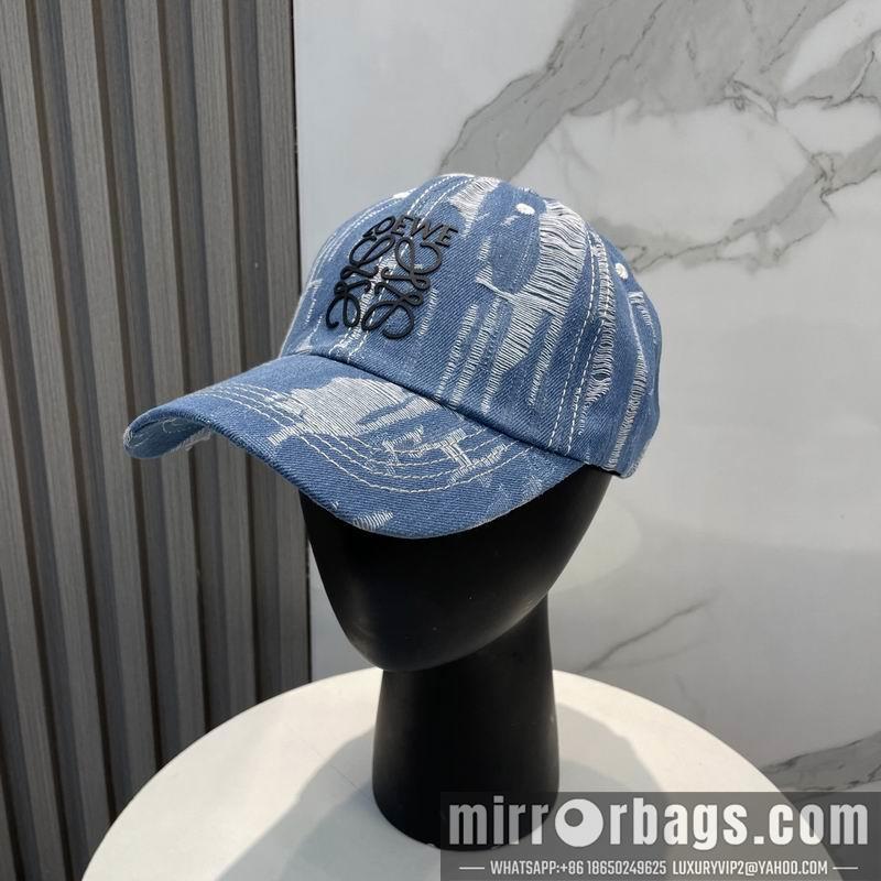 Replica Loewe cap dx53
