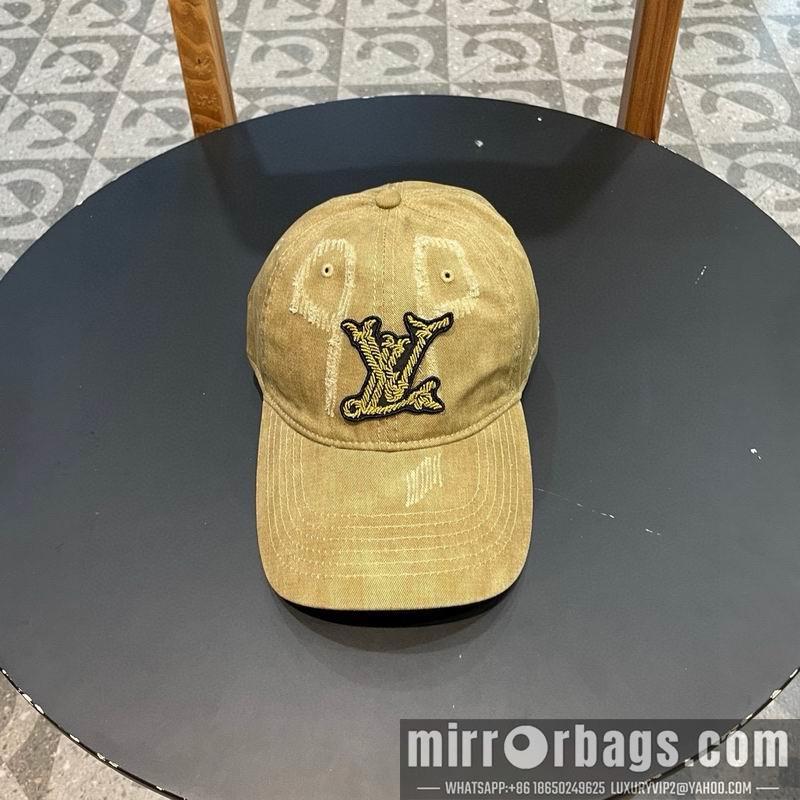 Replica LV cap 020803