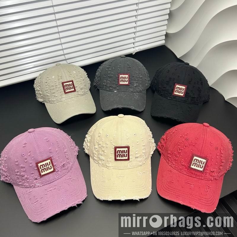 Replica Miumiu cap dx05