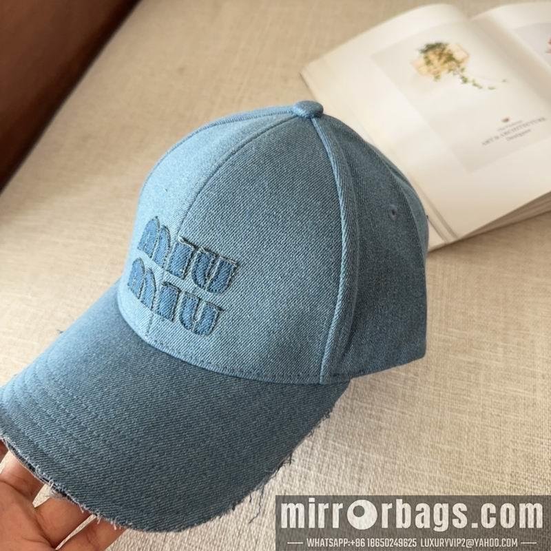 Replica Miumiu cap dx13