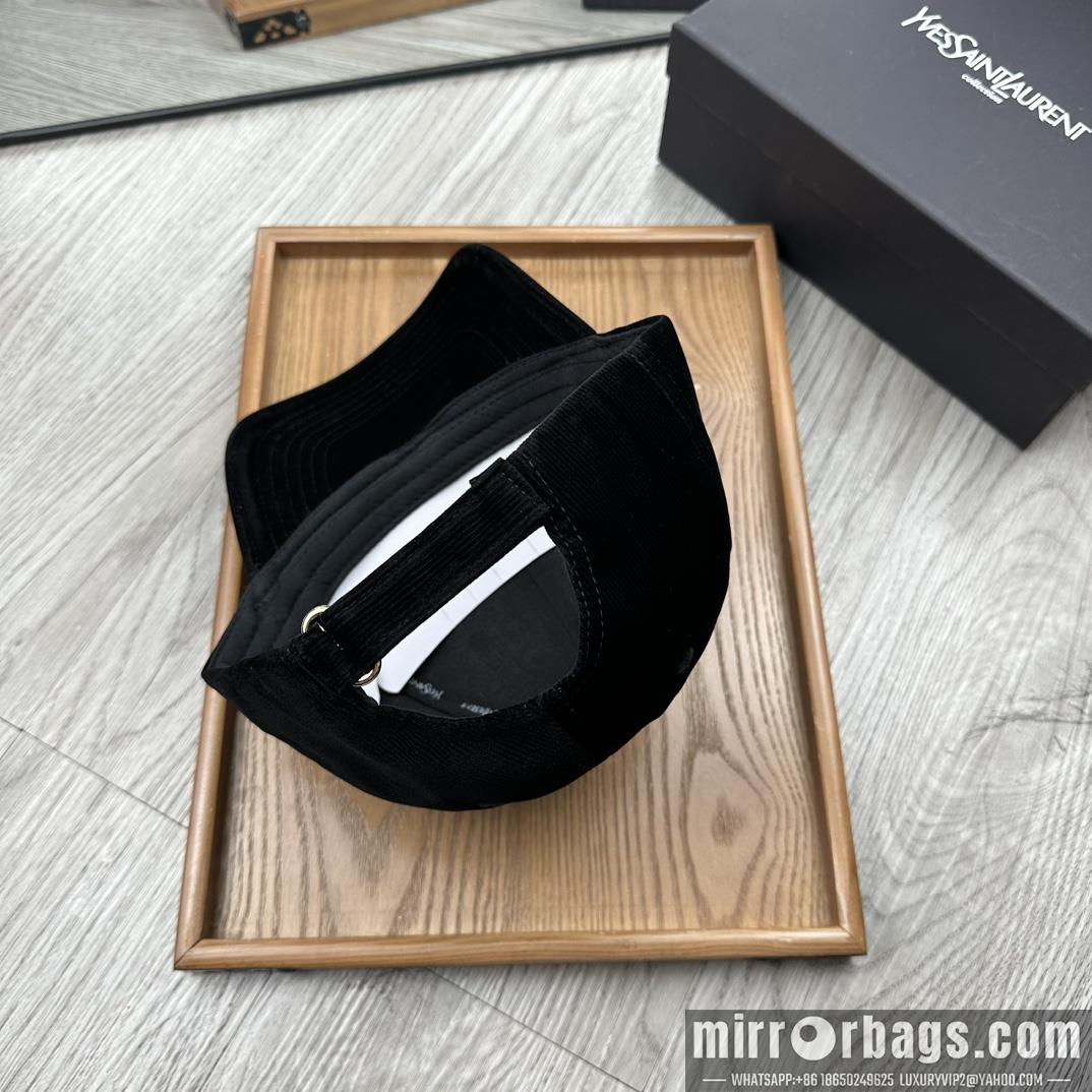 Replica YSL cap 080201