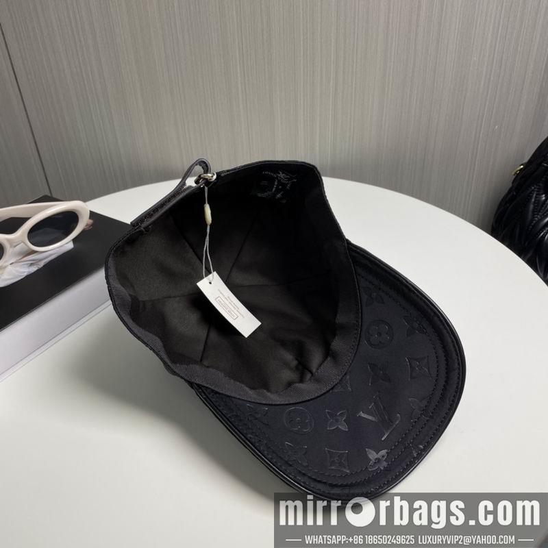 Replica LV cap dx44