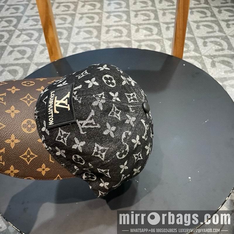 Replica LV Hat 032002