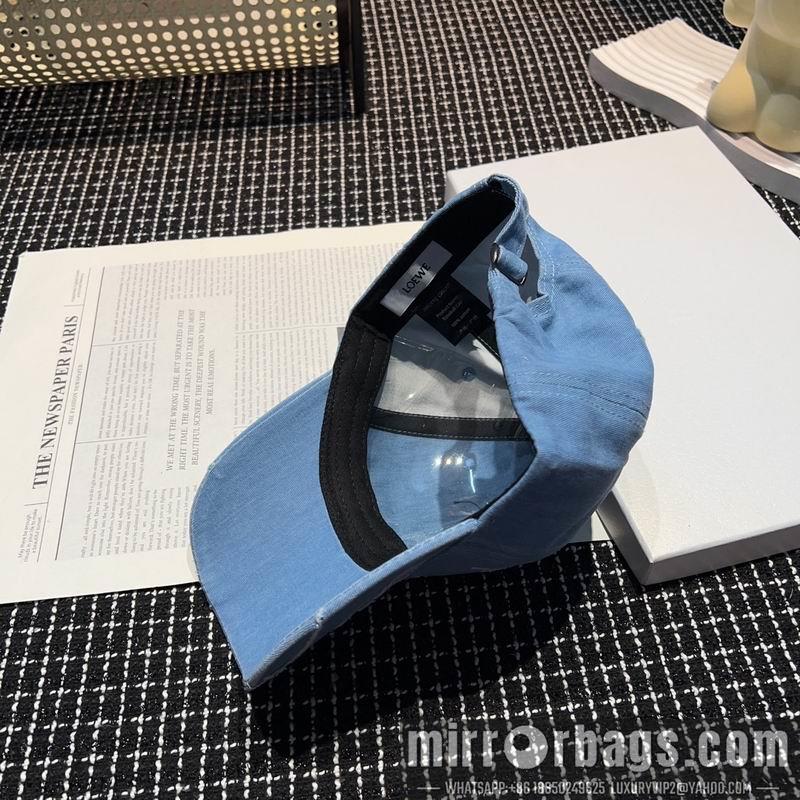 Replica Loewe cap dx08