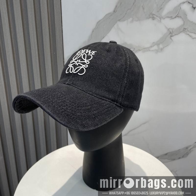 Replica Loewe cap dx55