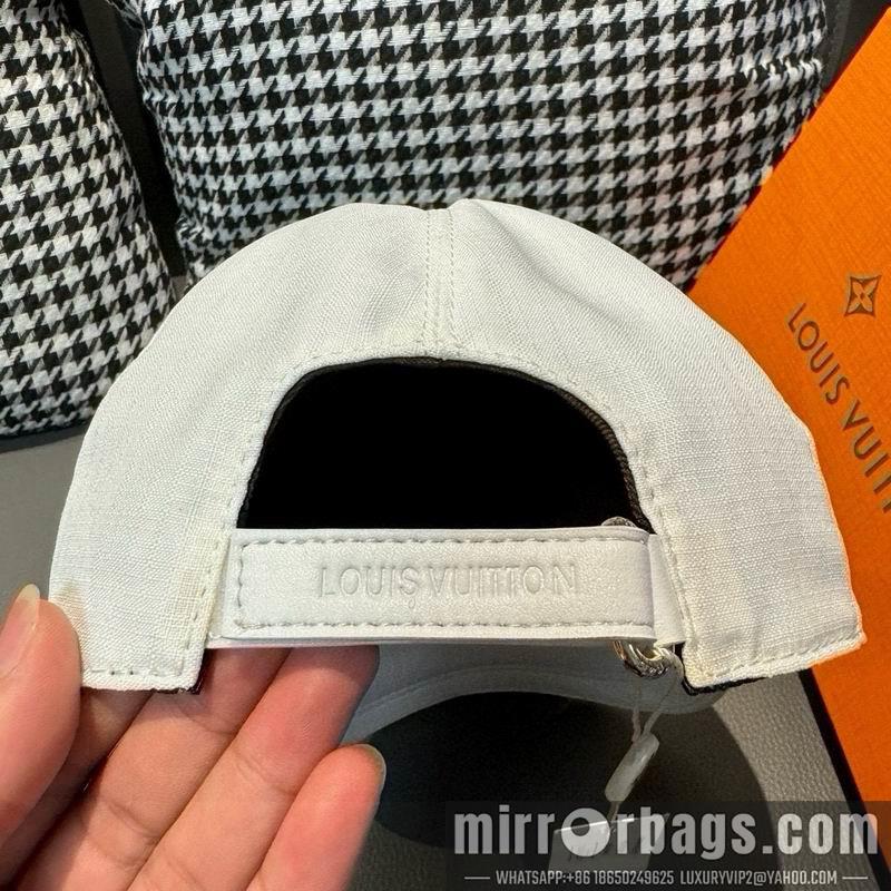 Replica LV Hat 091402