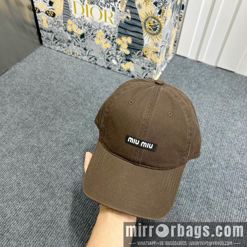 Replica Miumiu cap dx70