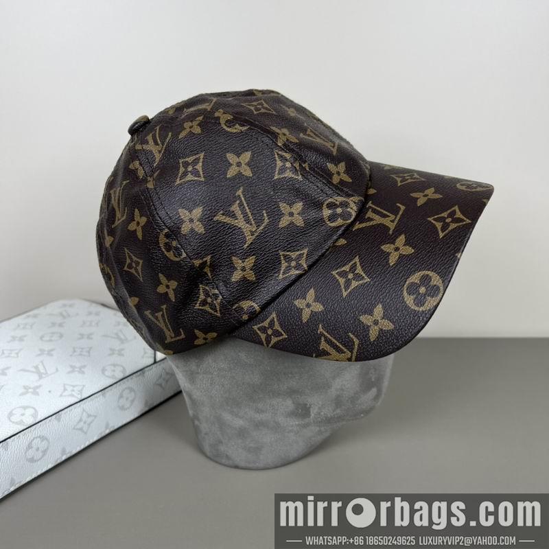 Replica LV cap dx46