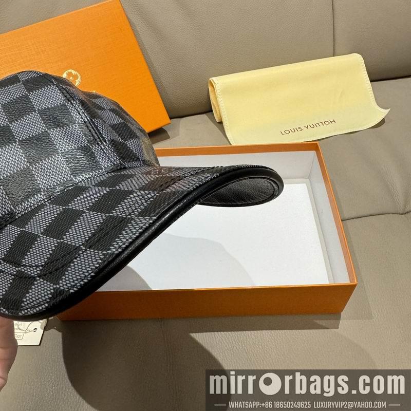 Replica LV cap 091403