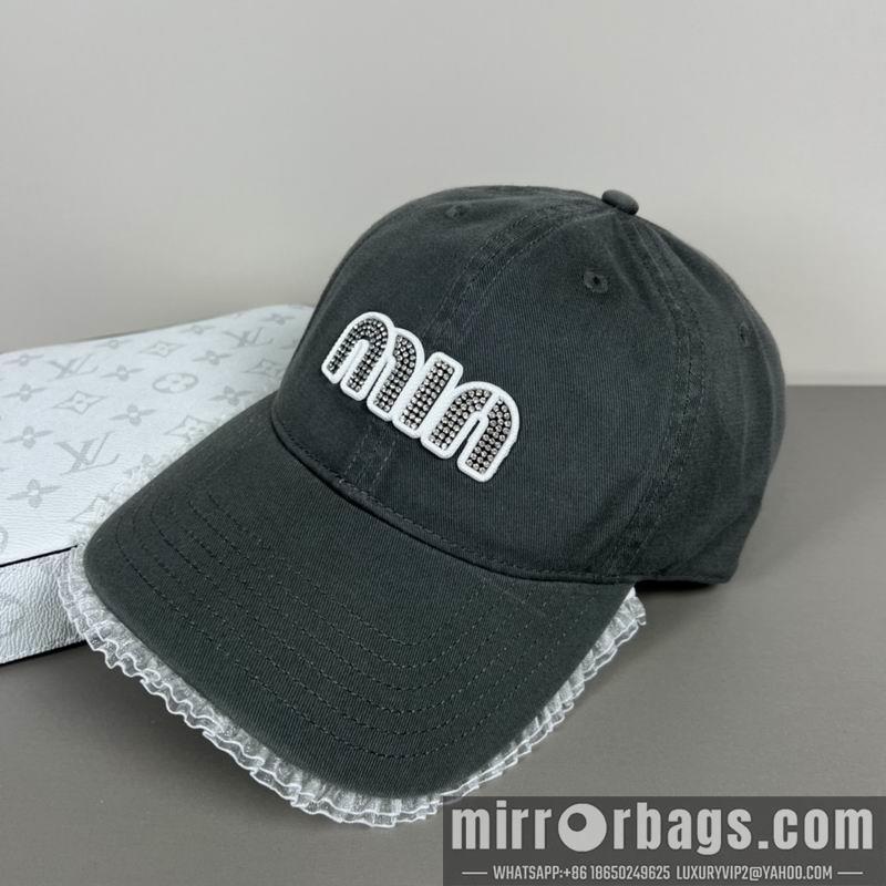 Replica Miumiu cap dx14