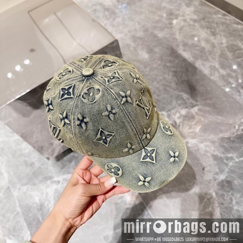 Replica LV cap 071201