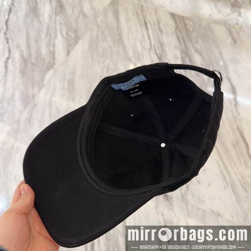 Replica Prada cap dx18