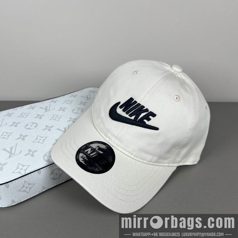 Replica Nike cap dx12