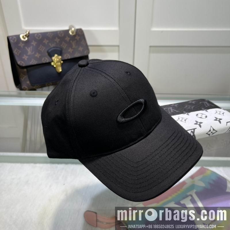 Replica Other cap dx07