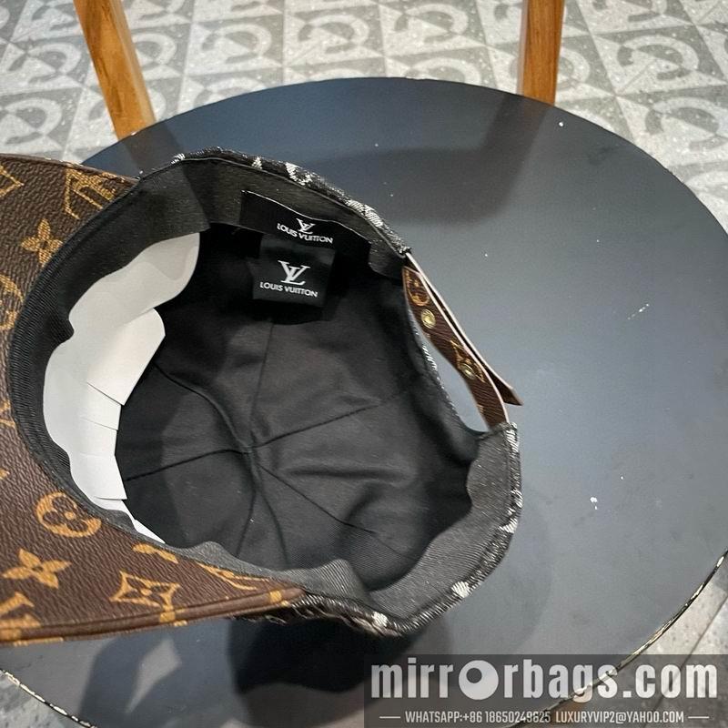 Replica LV Hat 032002