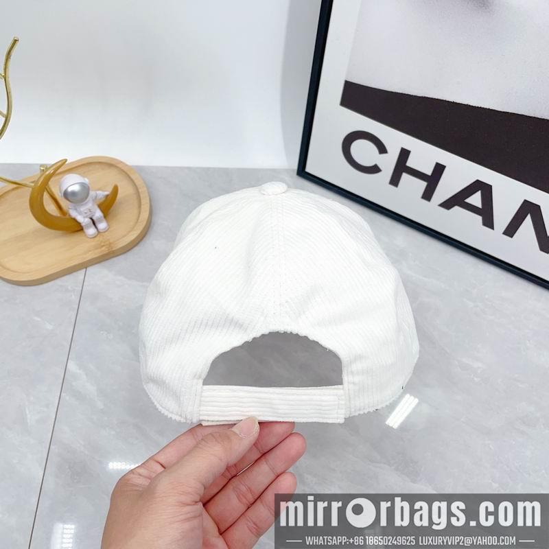 Replica Miumiu Cap dx34