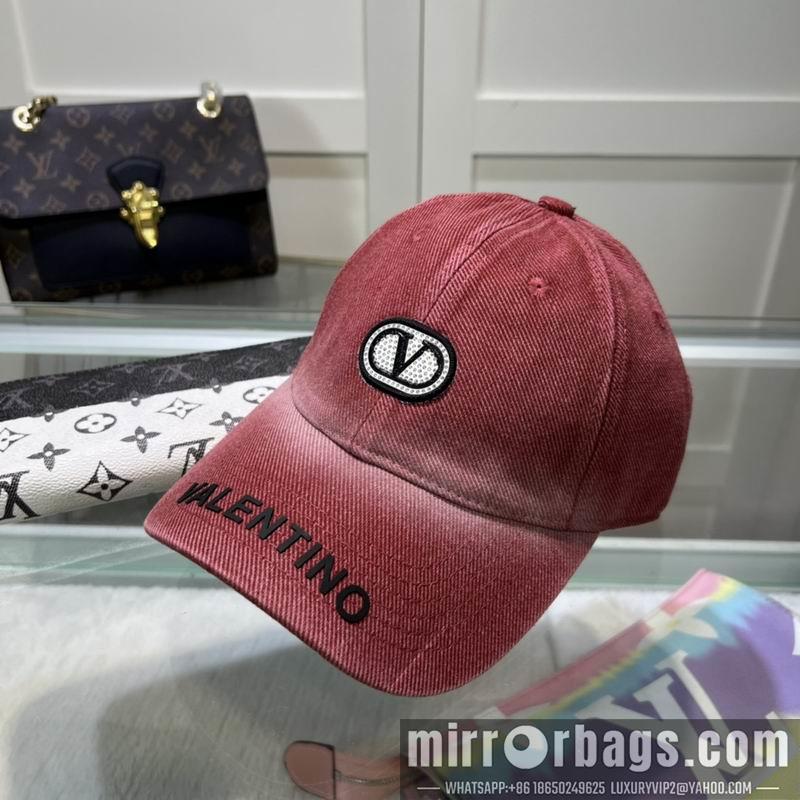 Replica Valentino Hat dx02