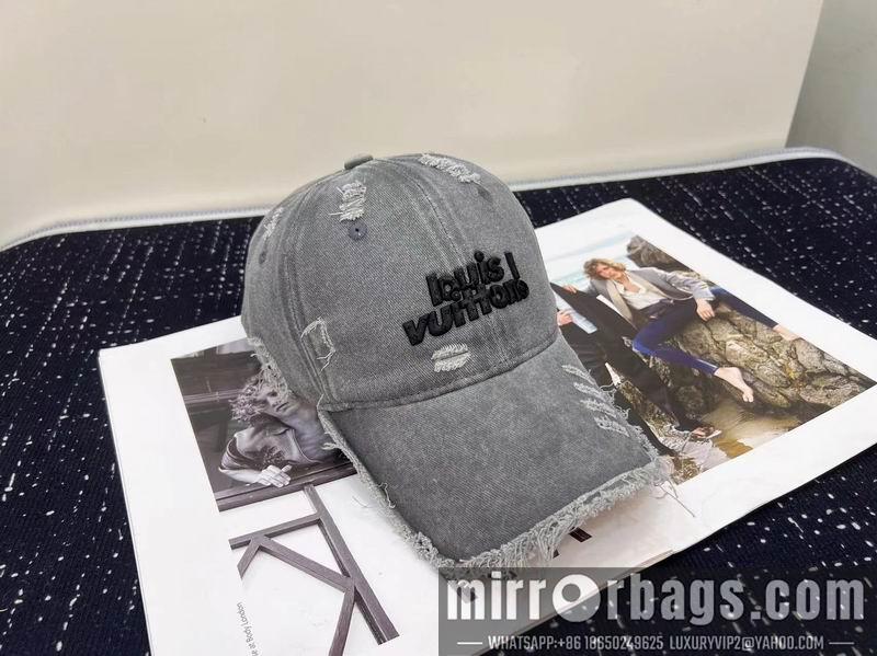 Replica LV cap dx109