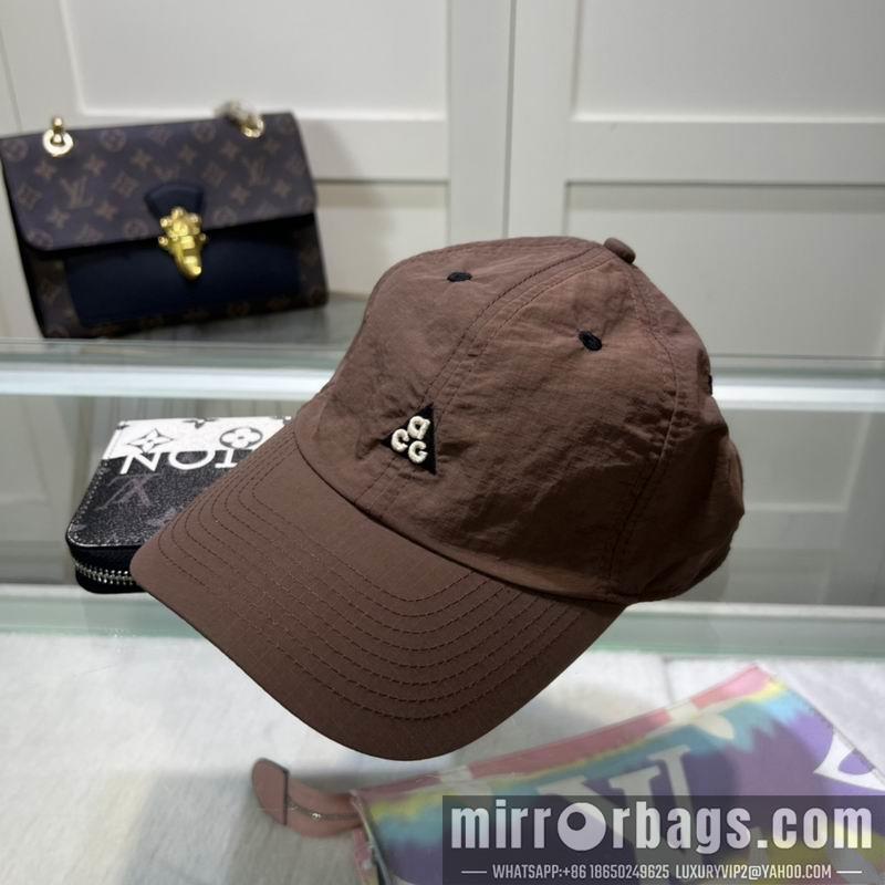 Replica Other cap dx17