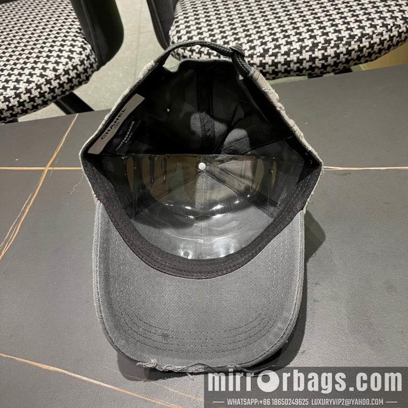 Replica Chanel cap 082602