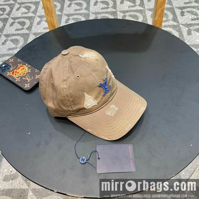 Replica LV cap 050706