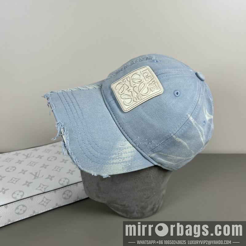 Replica Loewe cap dx42