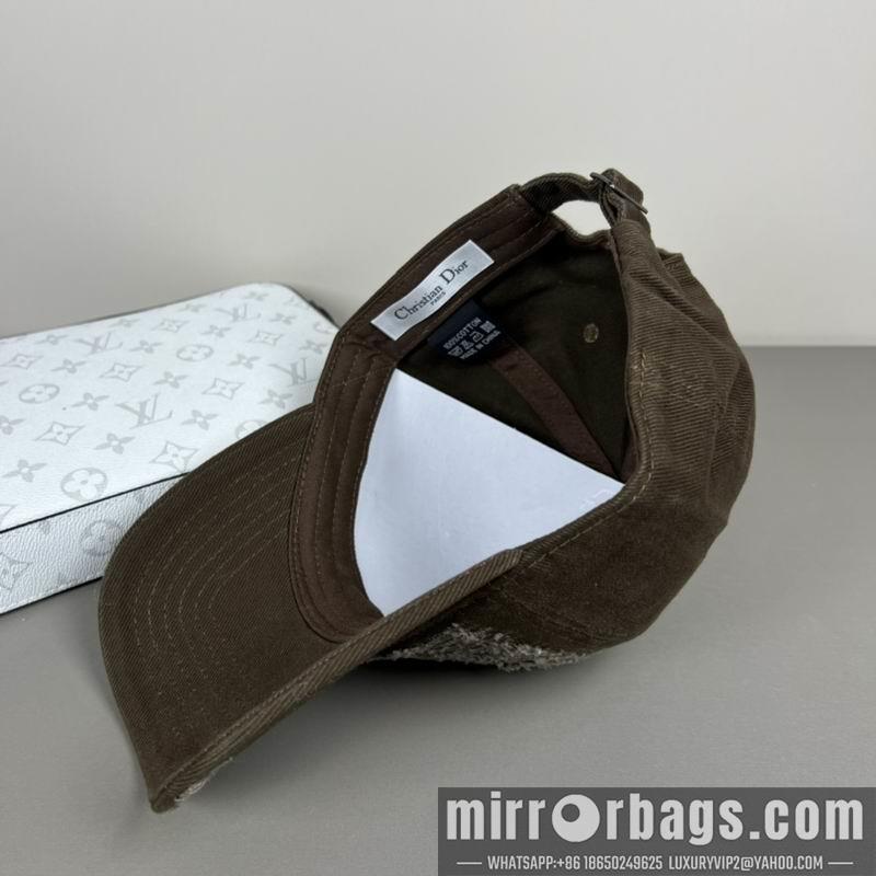 Replica Dior cap dx07