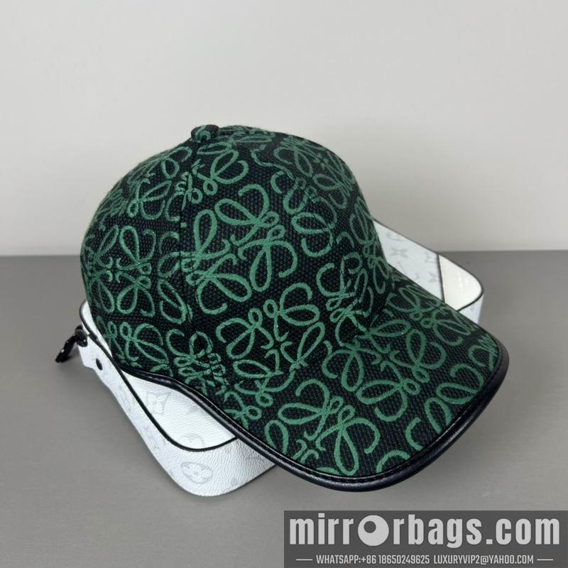 Replica Loewe Hat dx43