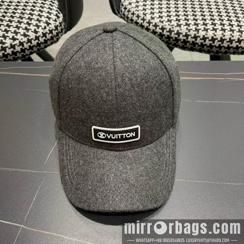 Replica LV cap 121401
