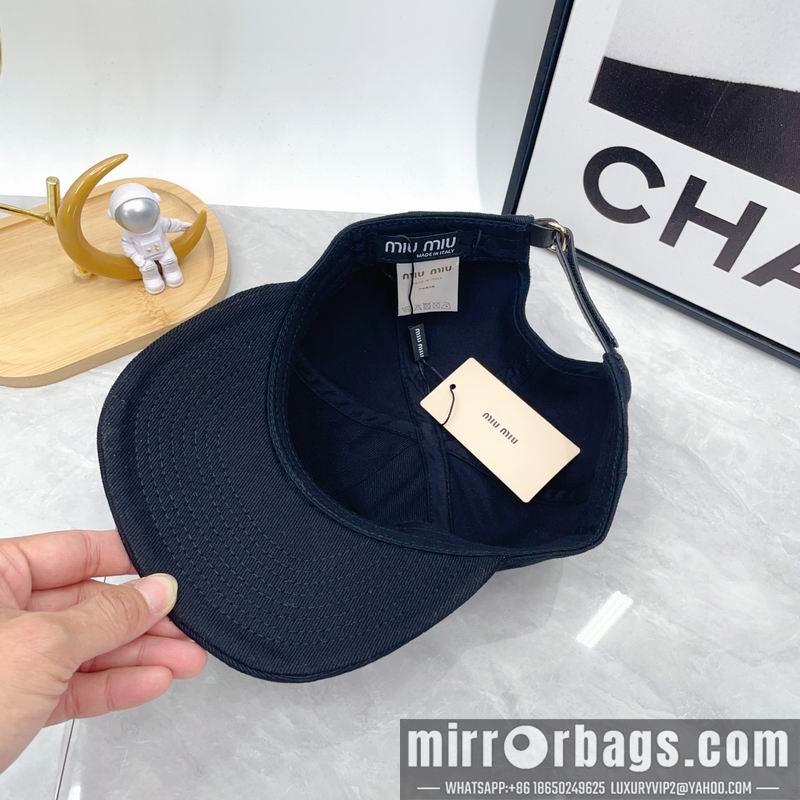 Replica Miumiu cap dx07