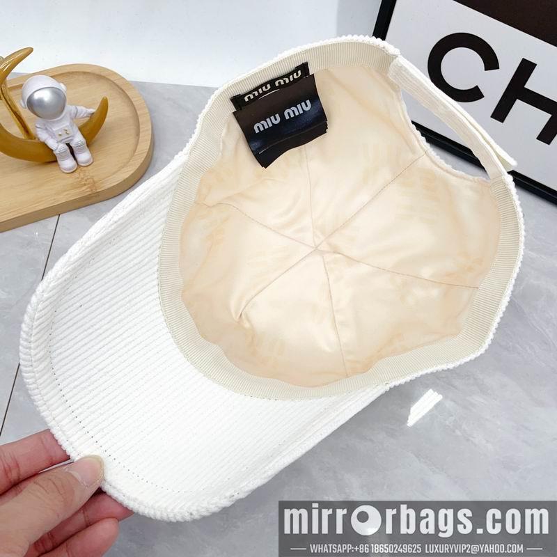 Replica Miumiu Cap dx34