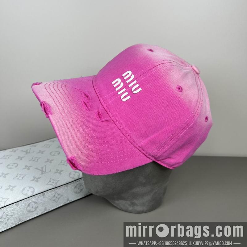 Replica Miumiu cap dx44