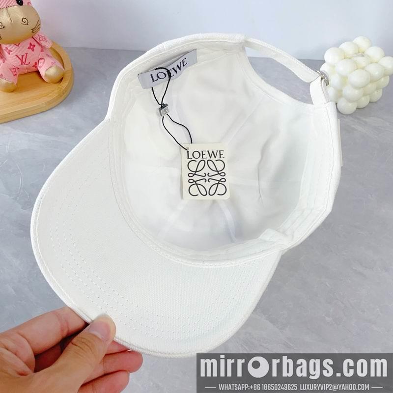 Replica Loewe cap dx20