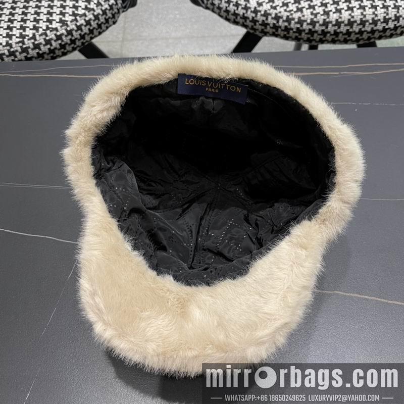 Replica LV cap 081004
