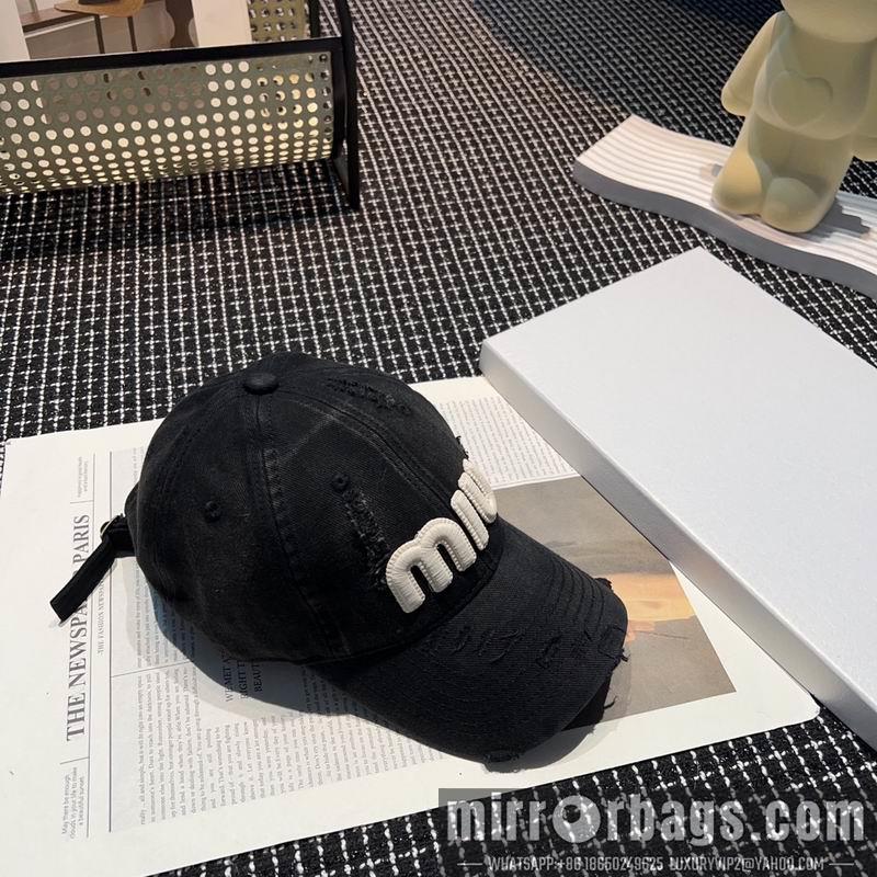 Replica Miumiu cap dx16