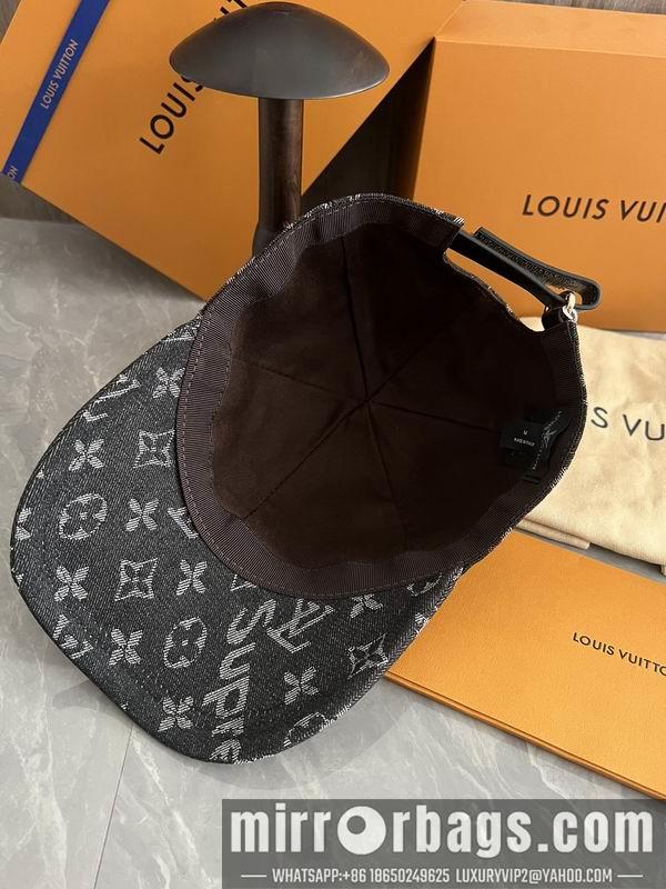 Replica Lv X Supreme cap dx06