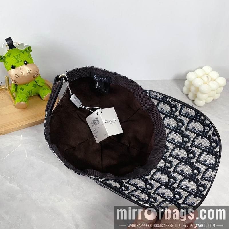 Replica Dior cap dx66